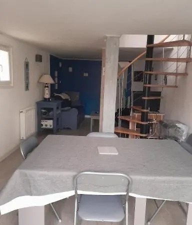 Maison בית נופש פוראס